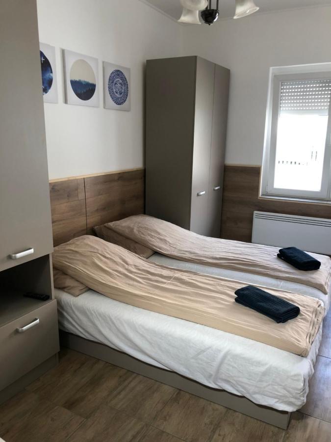 Avas Apartman Miskolc Exterior foto