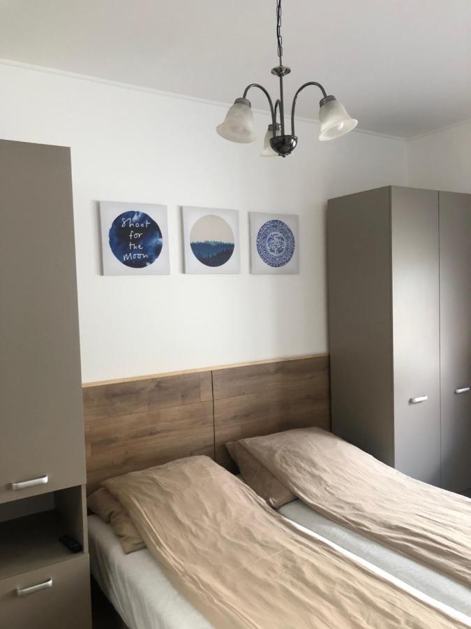 Avas Apartman Miskolc Exterior foto