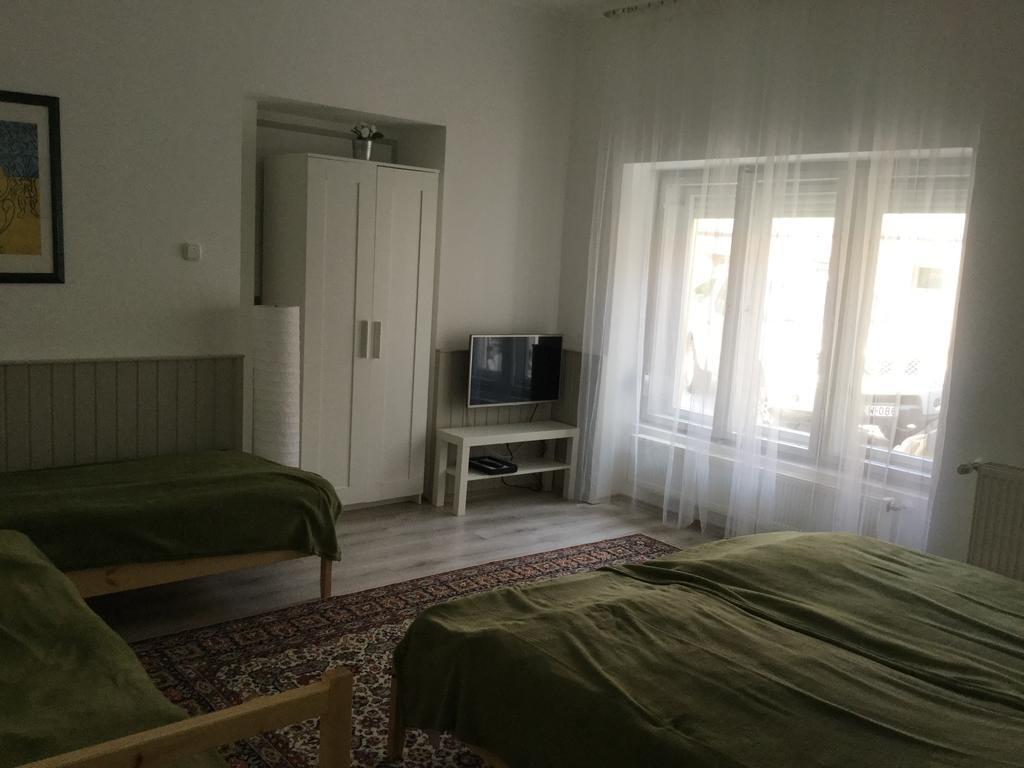 Avas Apartman Miskolc Exterior foto
