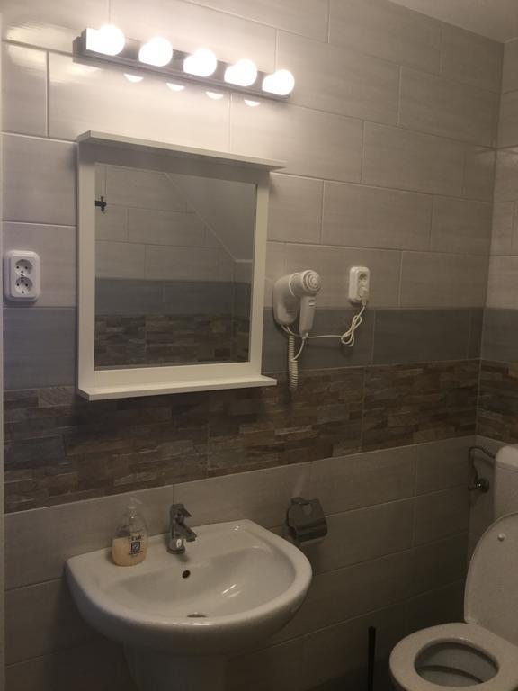 Avas Apartman Miskolc Exterior foto